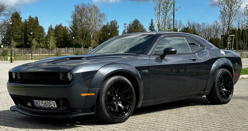 Dodge Challenger cena 141450 przebieg: 125025, rok produkcji 2017 z Płock małe 631